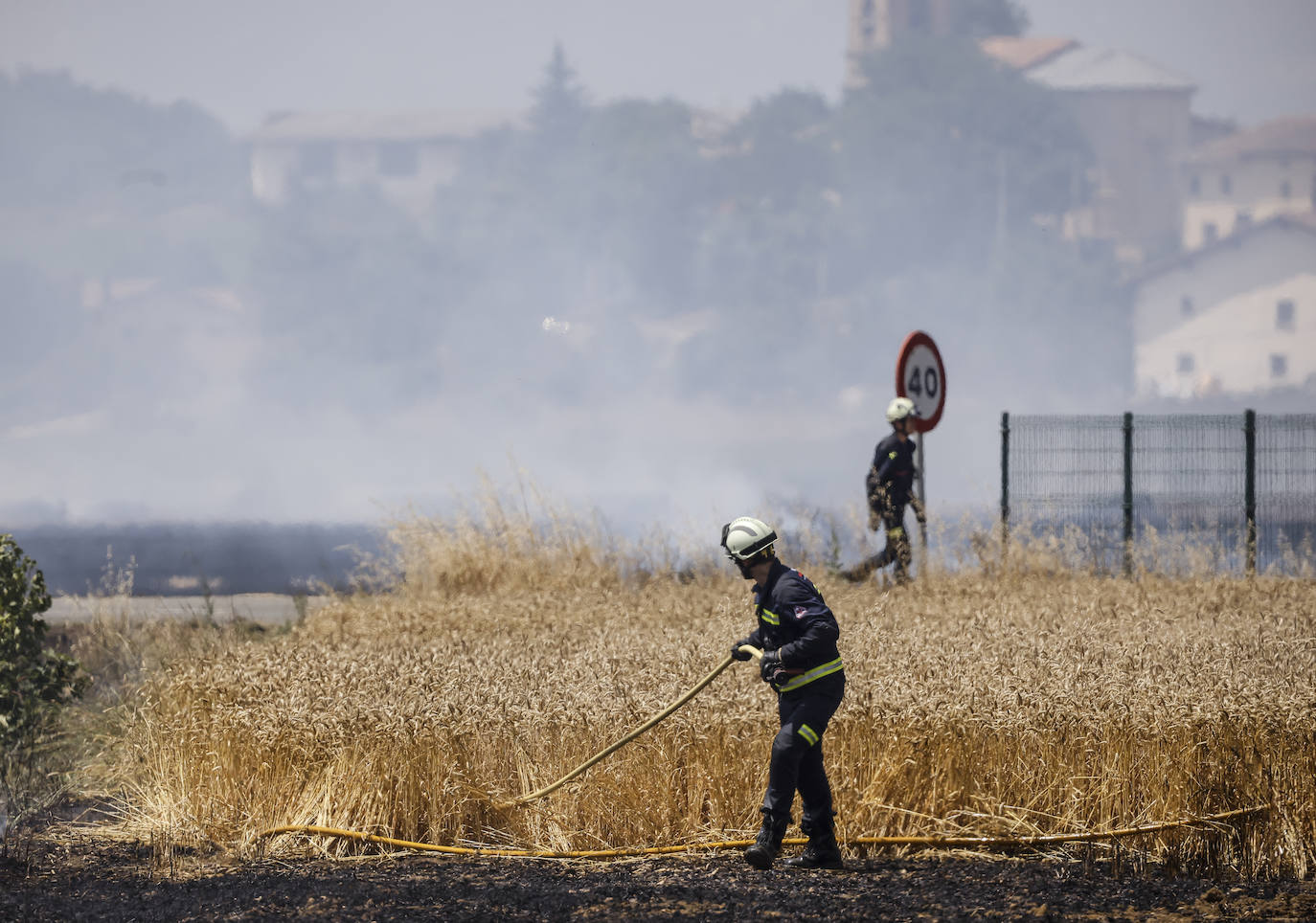 Fotos: El incendio entre Argandoña y Villafranca, en imágenes