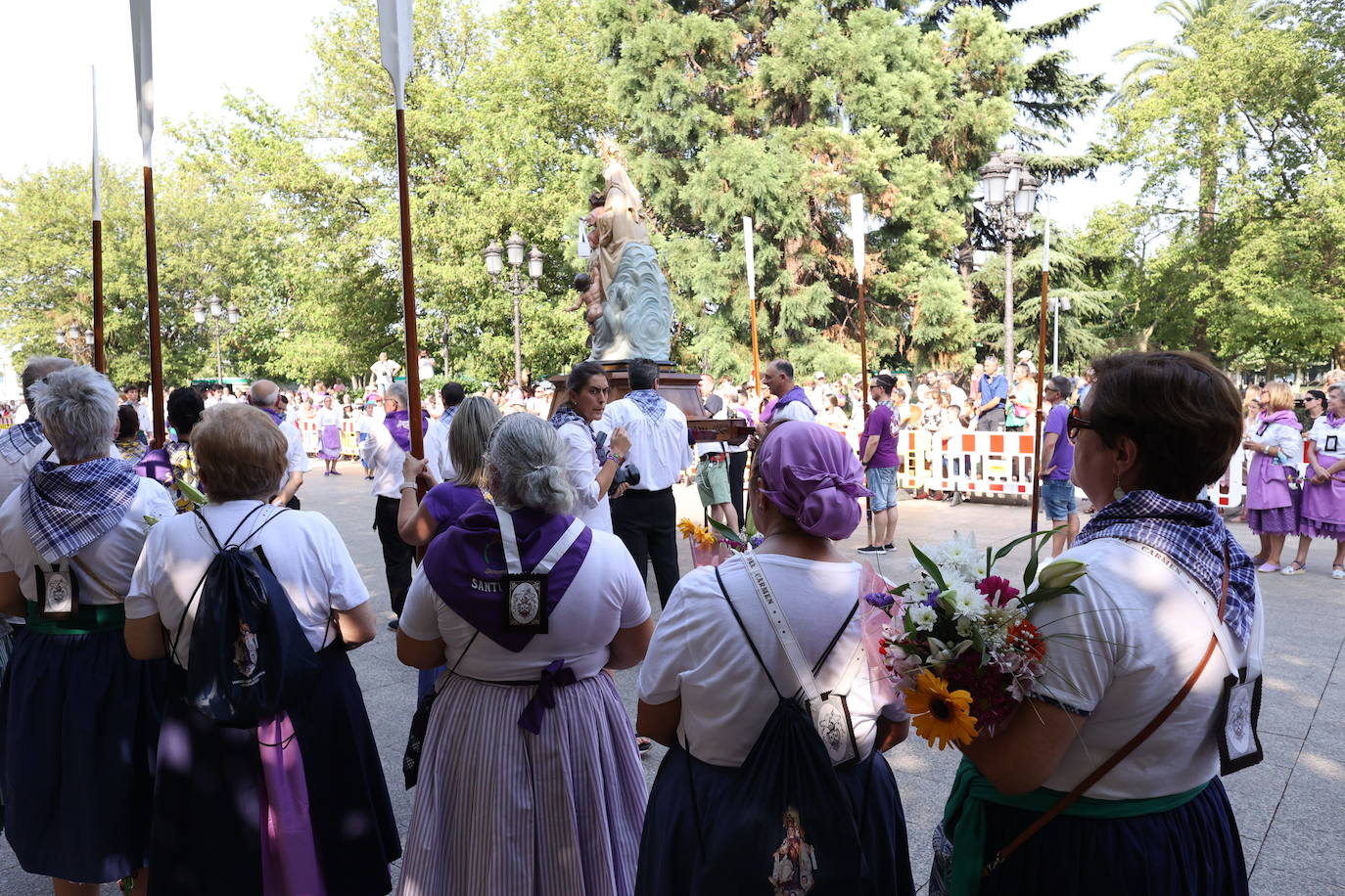 Fotos: Santurtzi rinde homenaje a la Virgen del Carmen