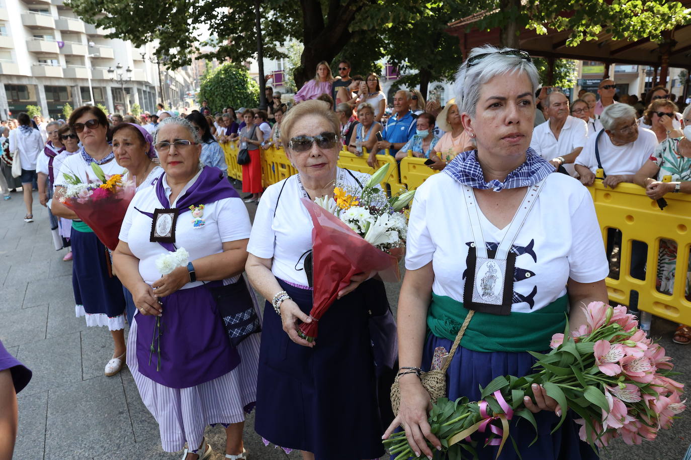 Fotos: Santurtzi rinde homenaje a la Virgen del Carmen