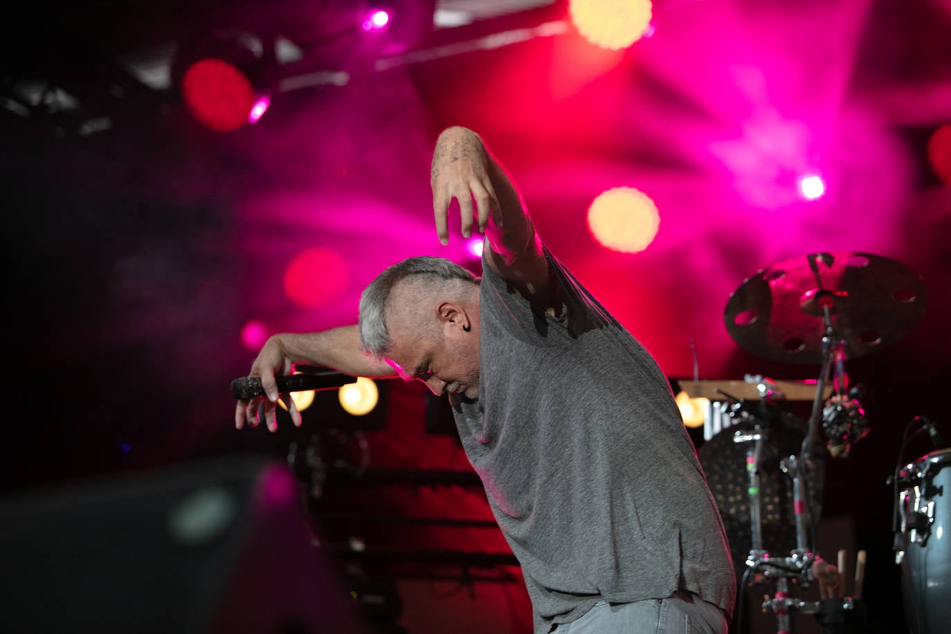 Fotos: Kase O despide el festival con un repaso a uno de los mejores repertorios del rap nacional