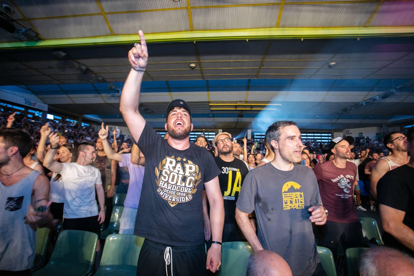 Fotos: Kase O despide el festival con un repaso a uno de los mejores repertorios del rap nacional