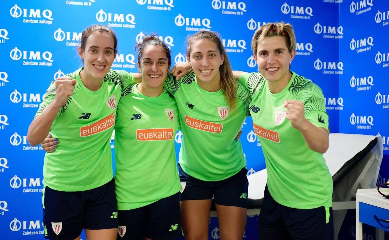 Marta Unzué, Oihane Hernández, Oihane Valdezate y Garazi, en las instalaciones de IMQ. 
