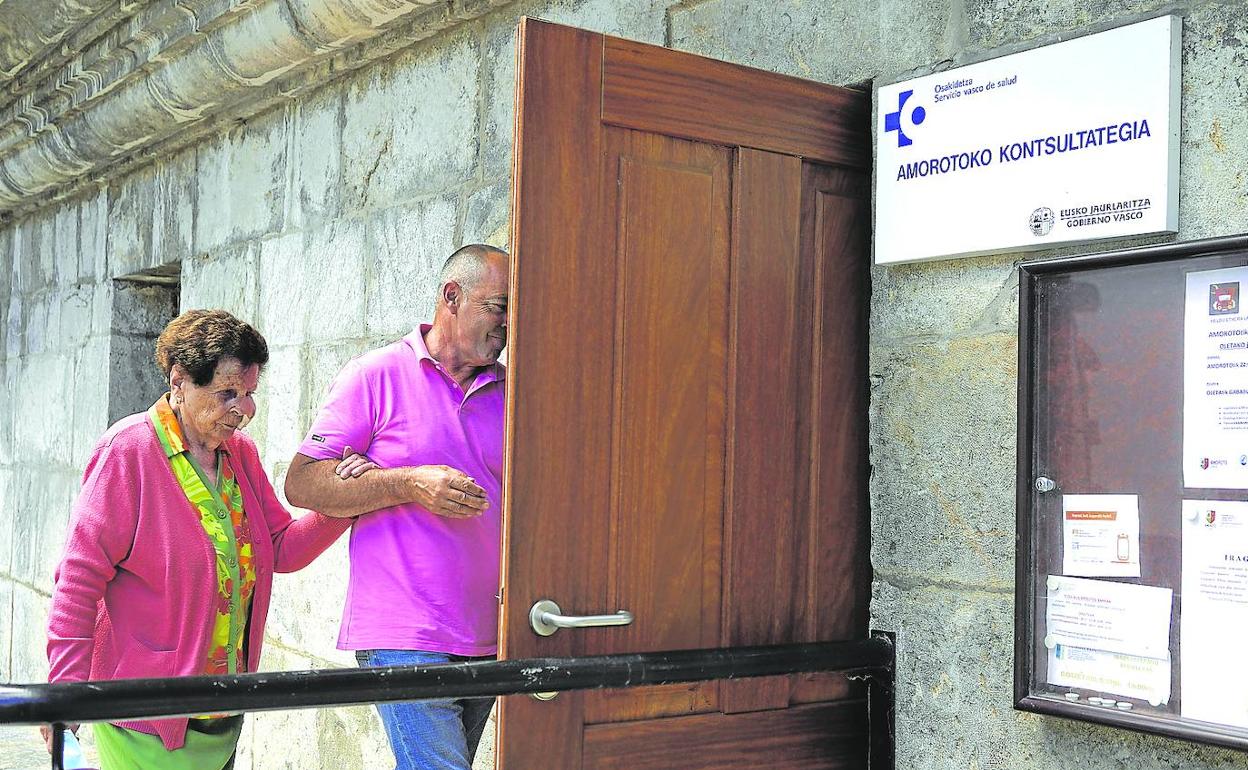 Amoroto es una de las localidades en las que su consultorio lo atiende una enfermera por la falta de médicos de familia. 