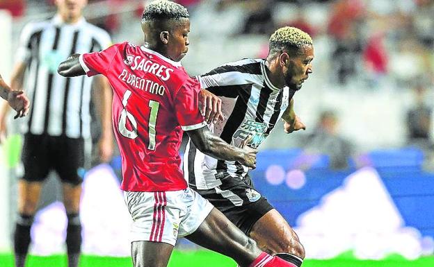 Joelinton, durante un amistoso de pretemporada. 