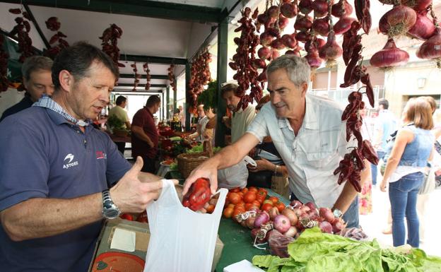 Ventas en el mercado de San Lorenzo.