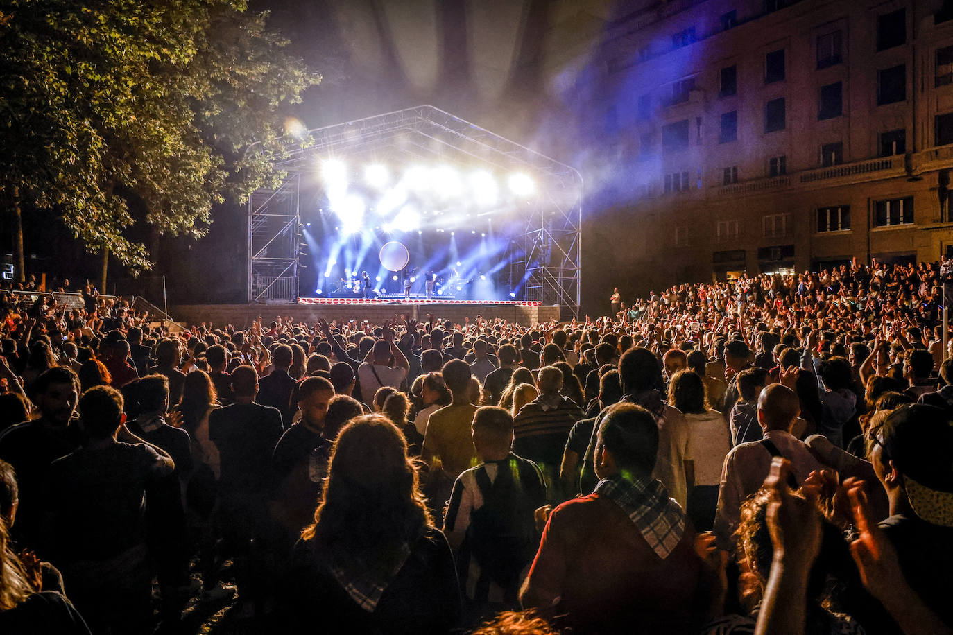Fotos: Tanxugueiras encandila al público con su poderío gallego