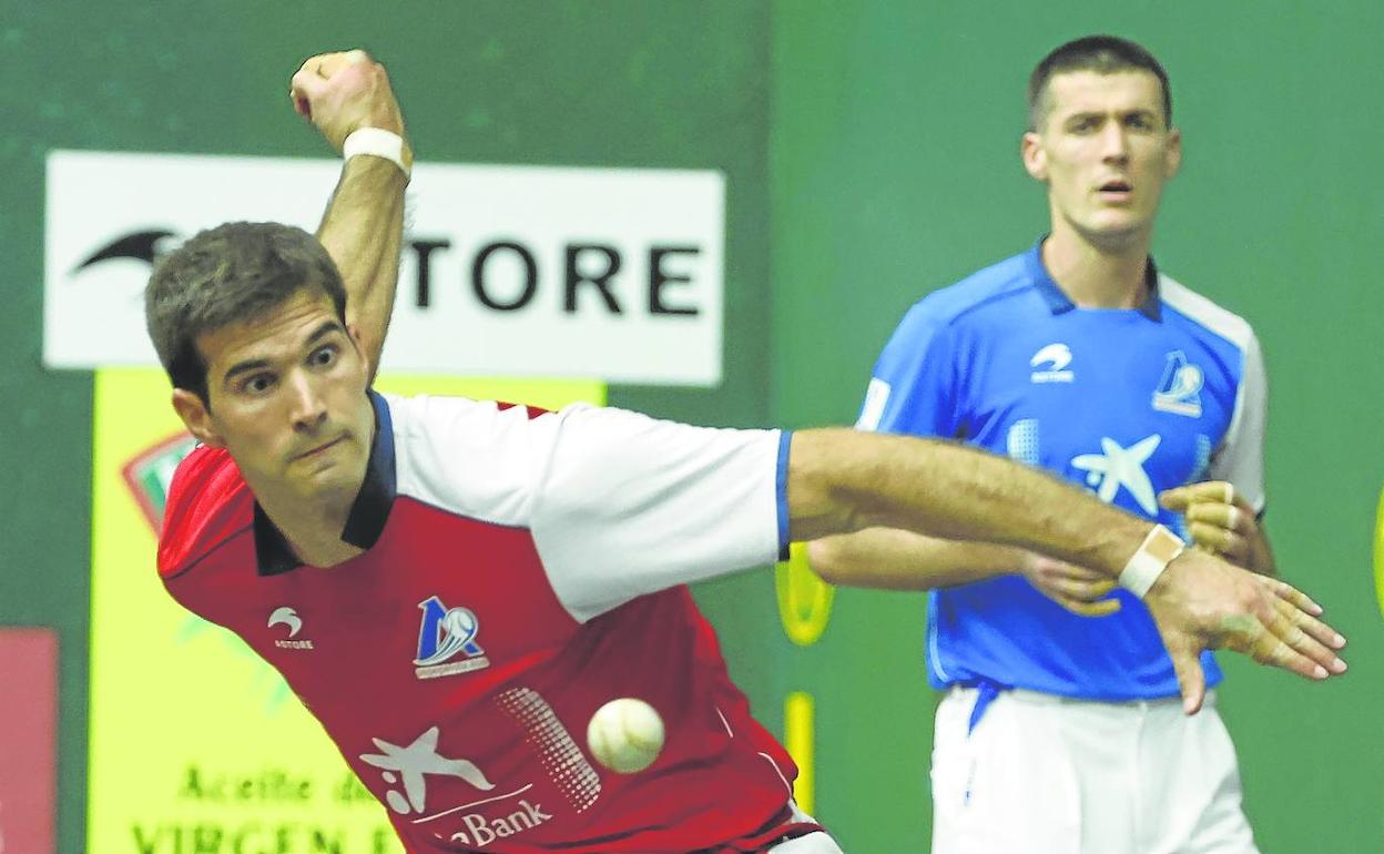 José Javier Zabaleta estuvo brillante en el frontón Ogueta y consiguió siete tantos. 