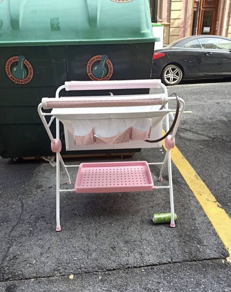 Fotos: &#039;Stooping&#039;, el fenómeno de recuperar muebles de la basura por Instagram que arrasa en Bilbao