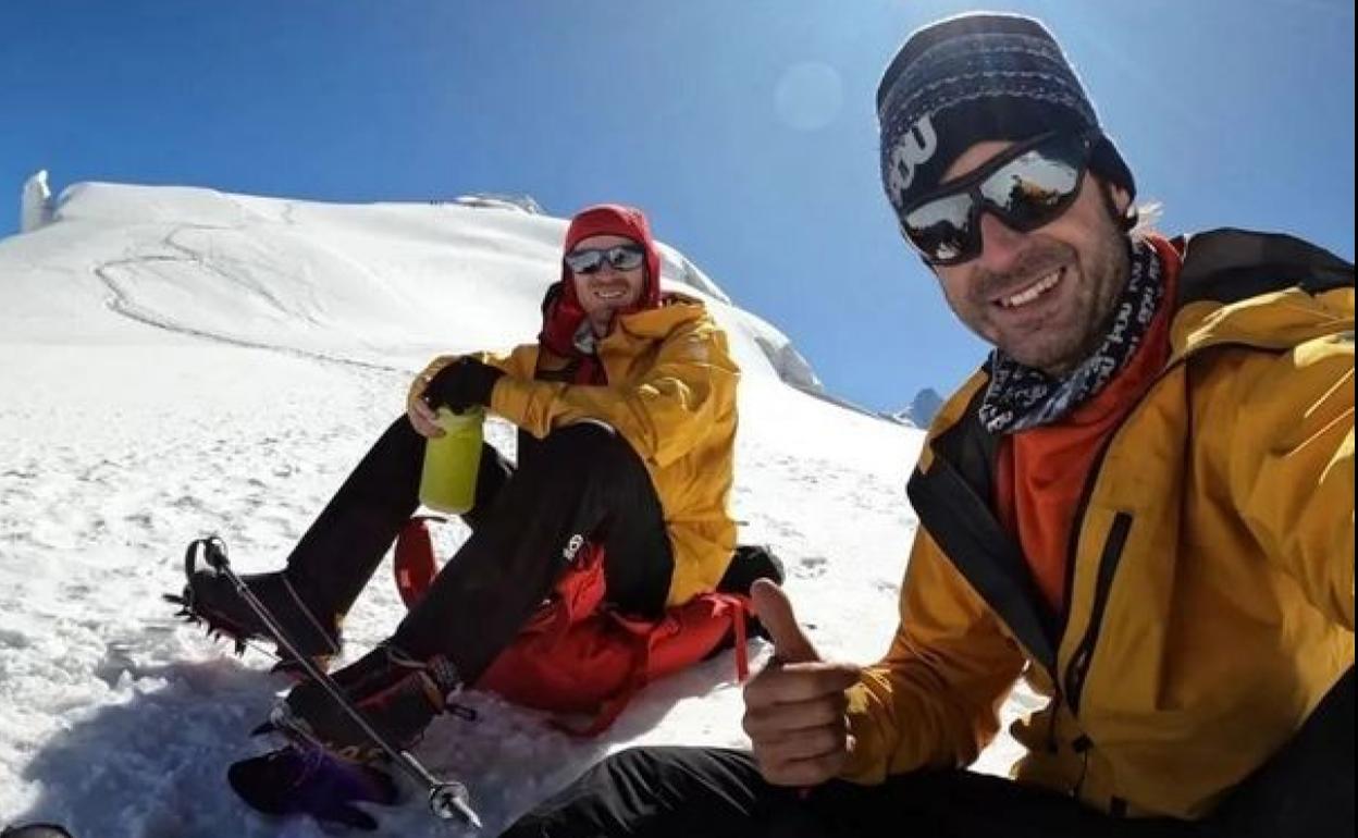 Beren ibilbide oparoan Pou Anaiek 42.662 eskalada burutu izan dituzte nazioarteko 59 herrialdetan barrena. 