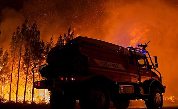 Los impresionantes vídeos del incendio en Las Landas