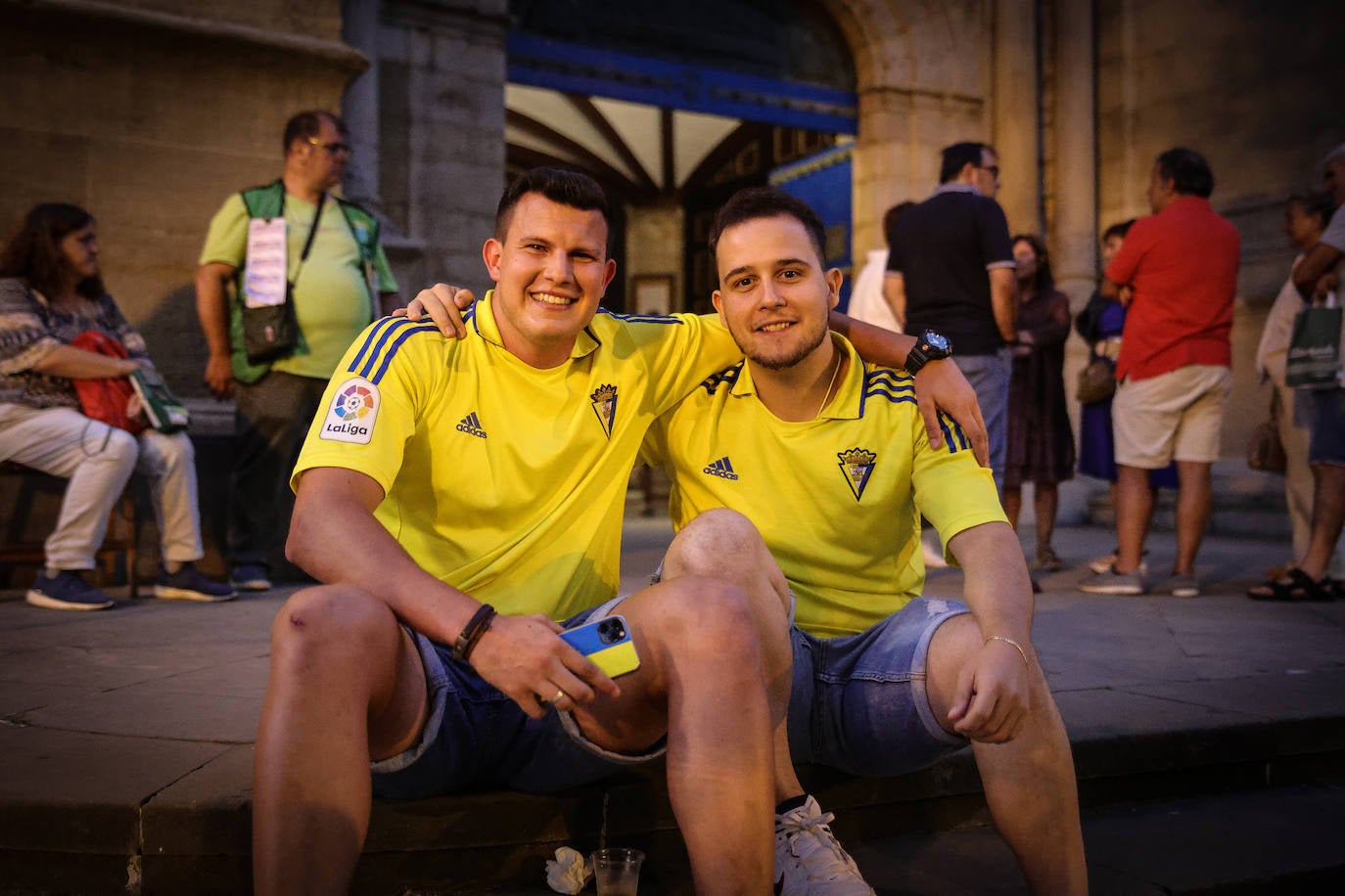 Fotos: Miles de vizcaínos peregrinan a Begoña para ver a la Amatxu