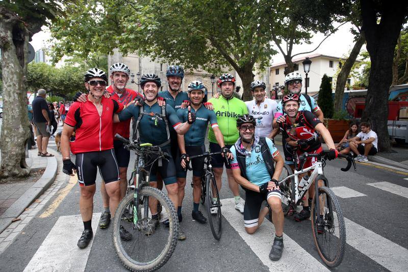 Fotos: Miles de fieles acuden para ver a la &#039;Amatxu&#039; en Begoña