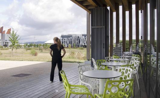 La terraza de Ataria permanece cerrada desde junio.