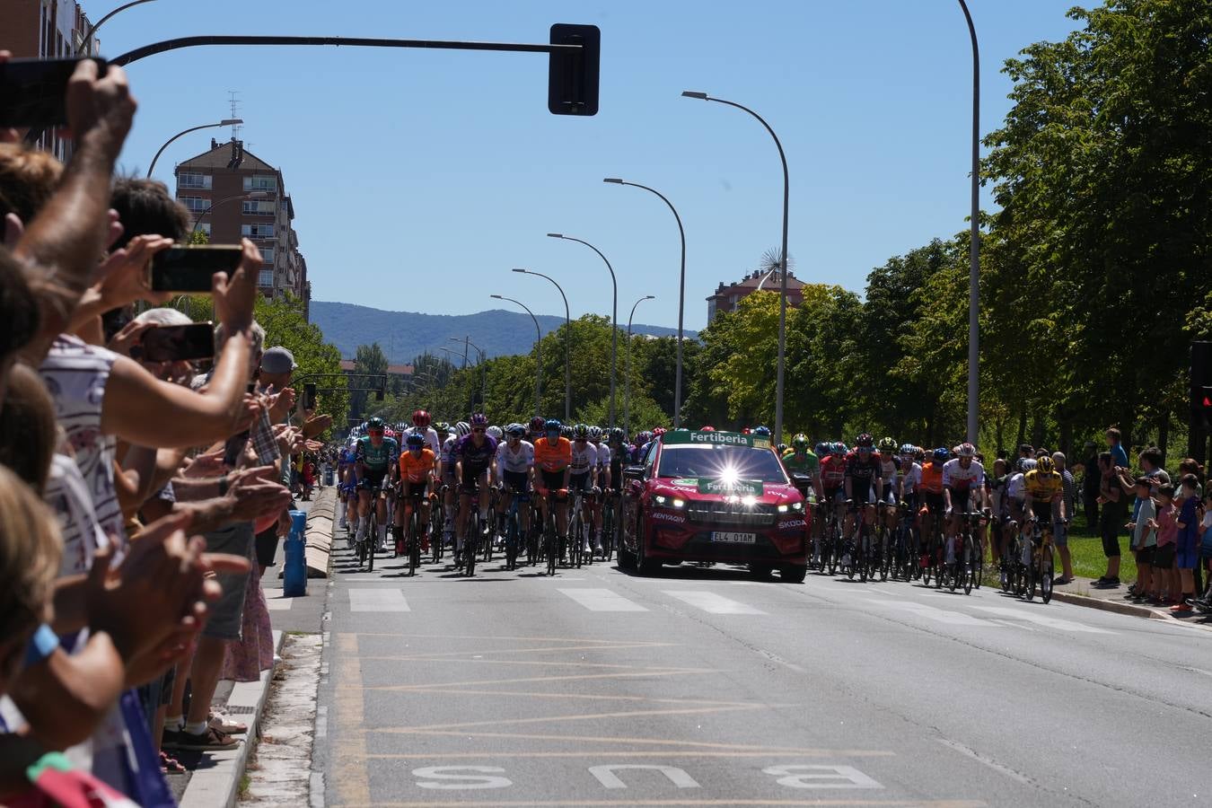 Fotos: Las mejores fotos de la cuarta etapa de La Vuelta en Álava