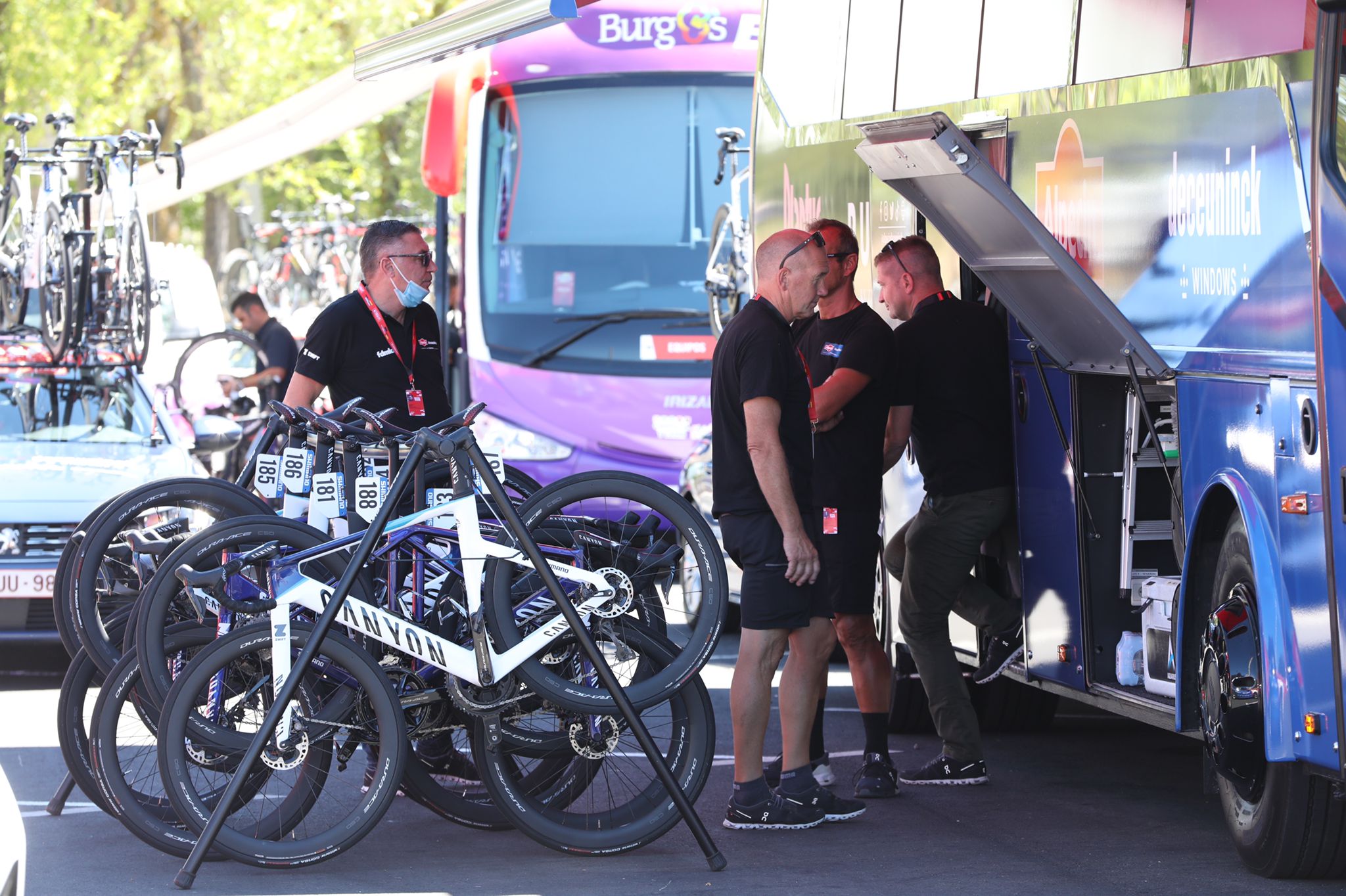 Fotos: Las mejores fotos de la cuarta etapa de La Vuelta en Álava