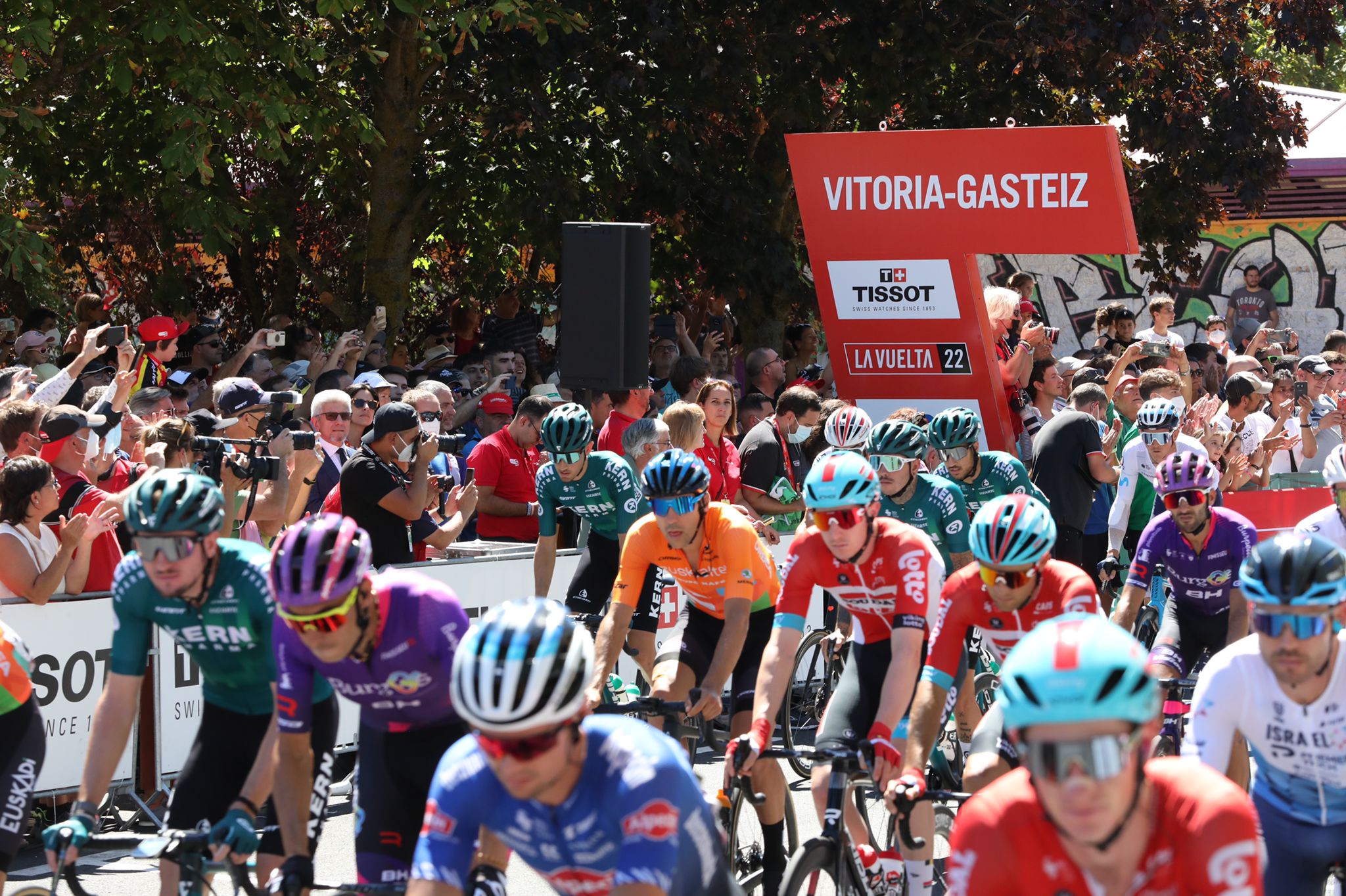 Fotos: Las mejores fotos de la cuarta etapa de La Vuelta en Álava