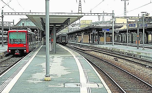 Andenes de Cornavin. 