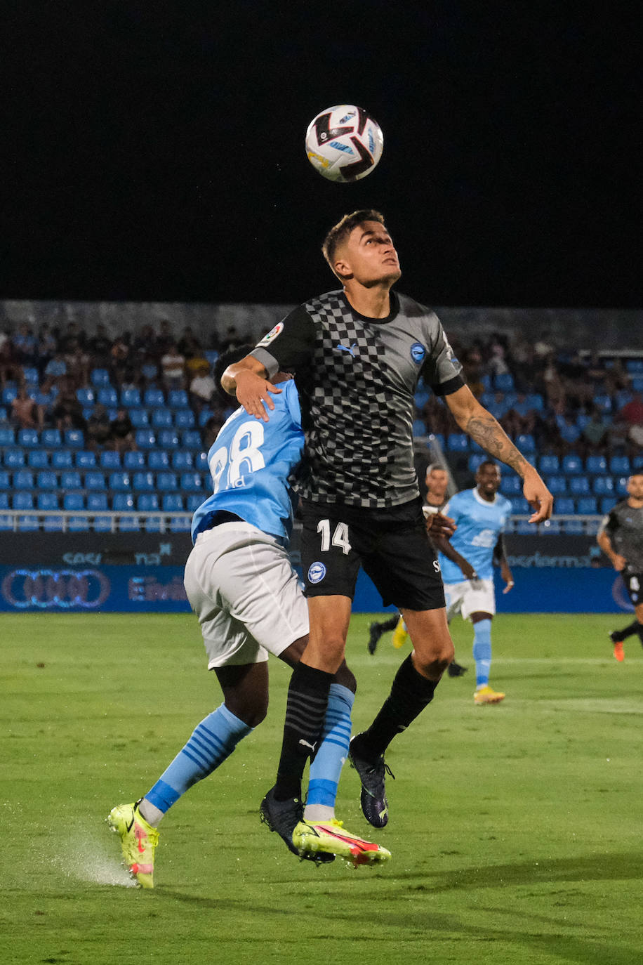 Fotos: Las mejores imágenes del Ibiza-Alavés