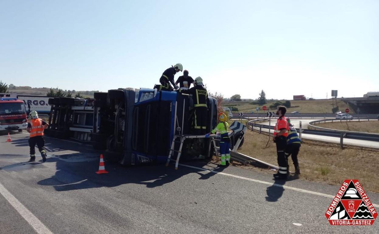 El acceso de la N-622 a la AP1 en sentido Madrid recupera la circulación tras los atascos por un accidente