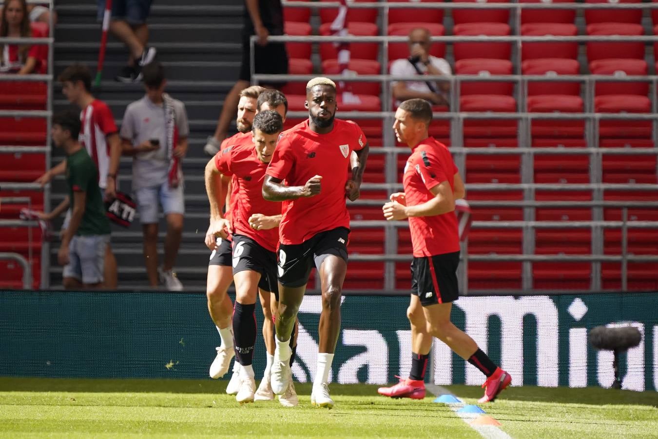 Fotos: Las mejores imágenes del Athletic- Espanyol en San Mamés