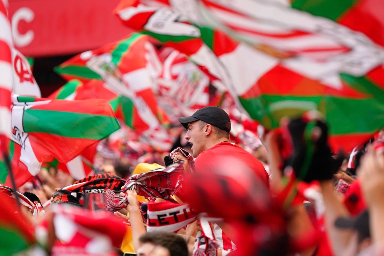 Fotos: Las mejores imágenes del Athletic- Espanyol en San Mamés