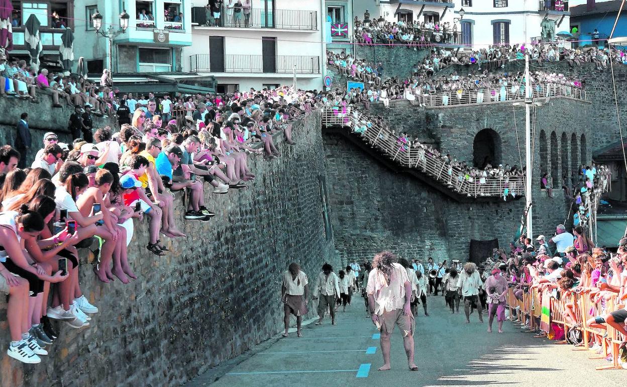 Elcano desembarca en Getaria