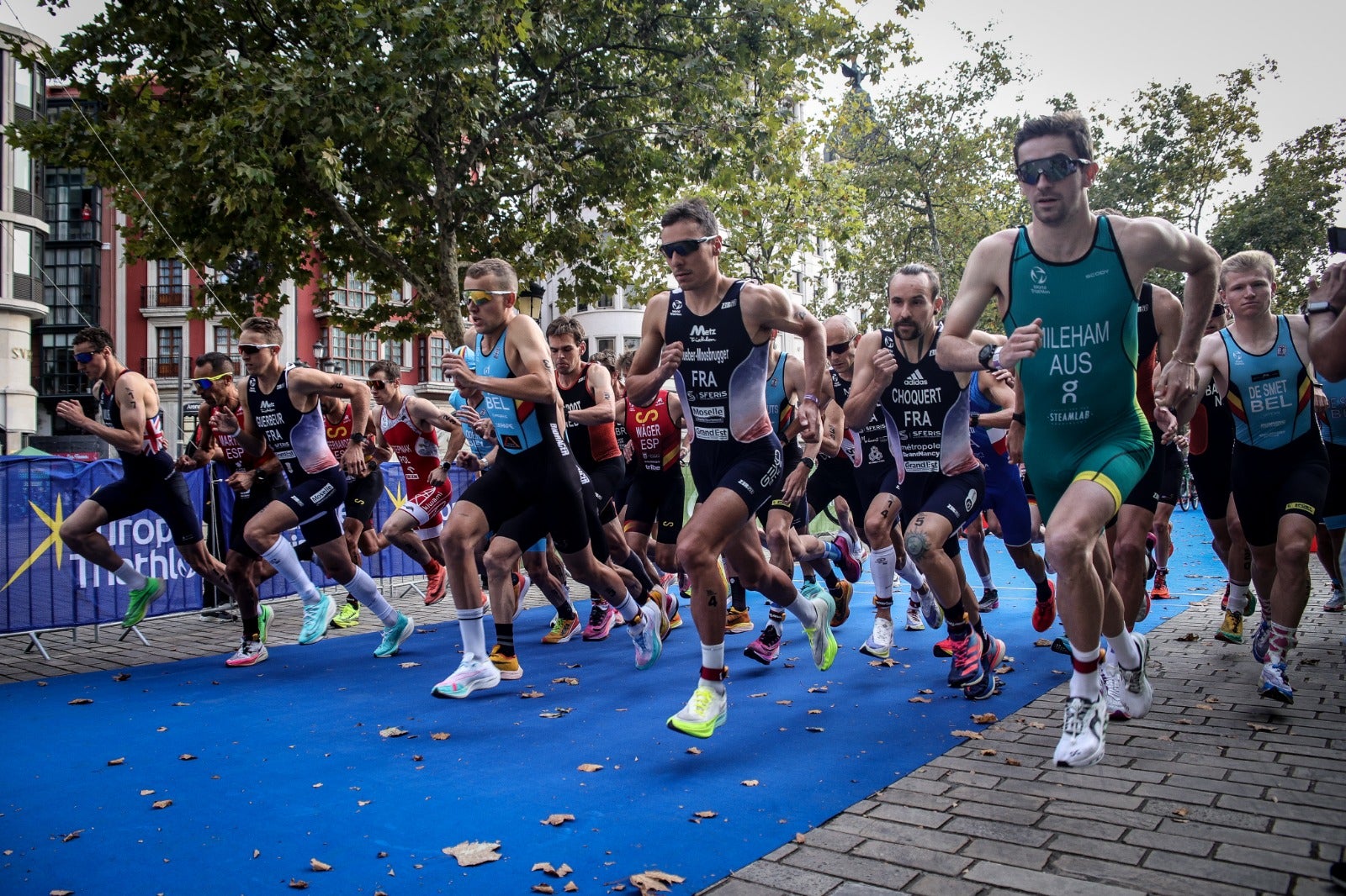 Fotos: Las mejores imágenes del Triatlón Multideporte de Bilbao