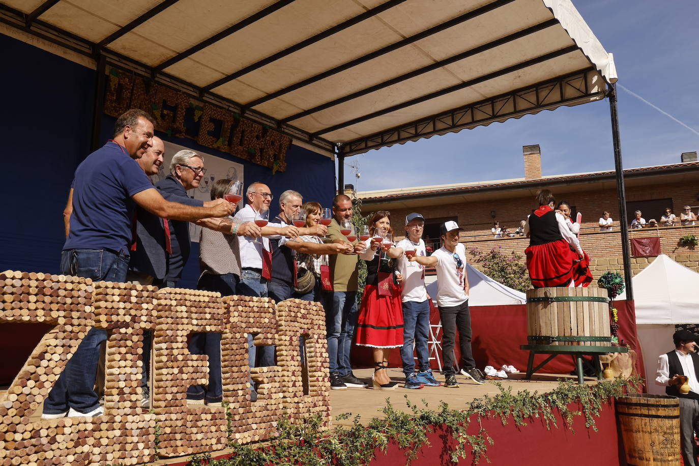 Fotos: Lanciego descorcha la fiesta de la vendimia