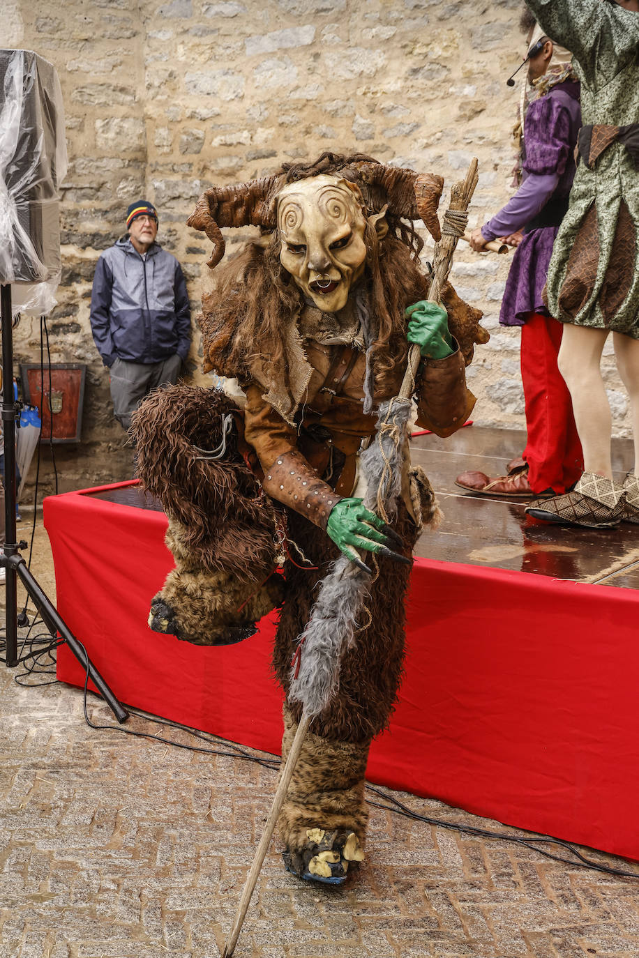 Fotos: La Edad Medieval envuelve Vitoria de nuevo