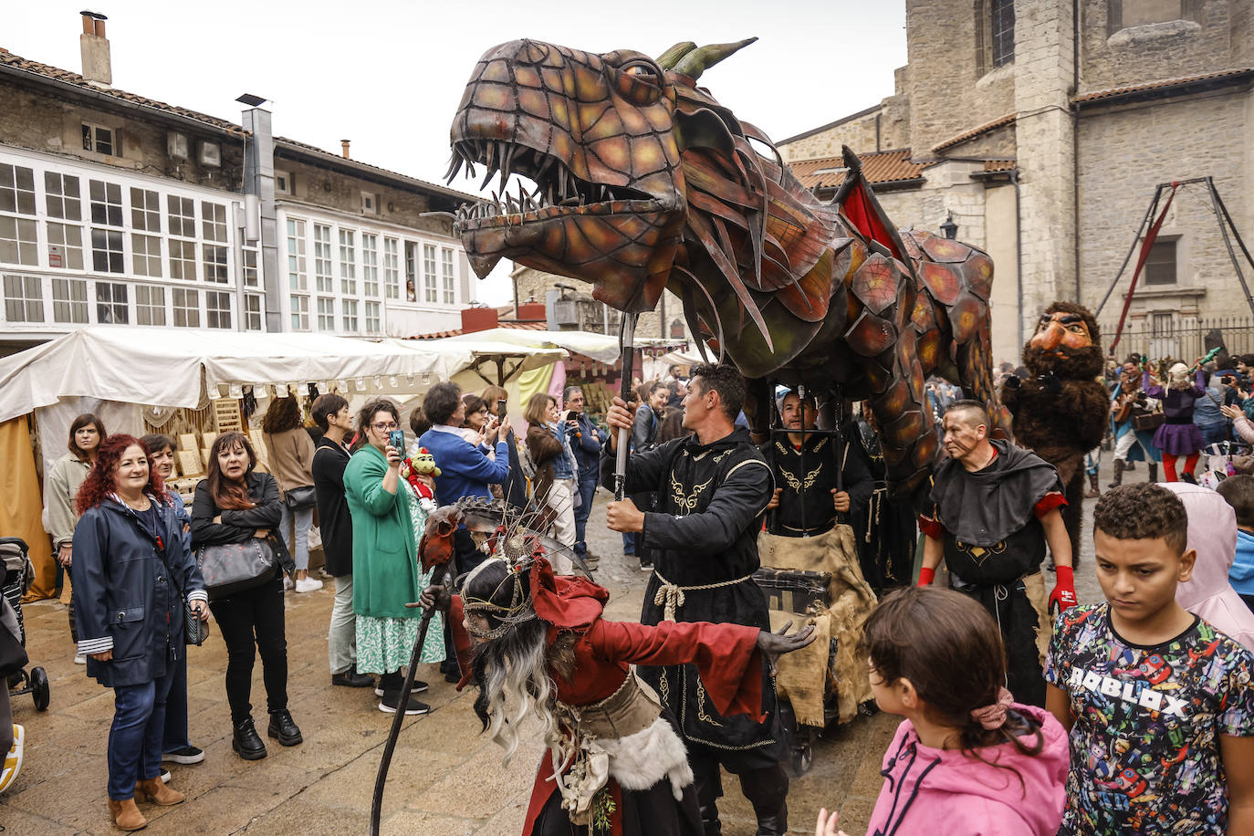 Fotos: La Edad Medieval envuelve Vitoria de nuevo