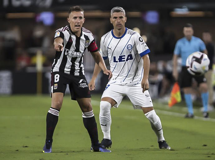 Fotos: Las mejores imágenes del Cartagena - Alavés