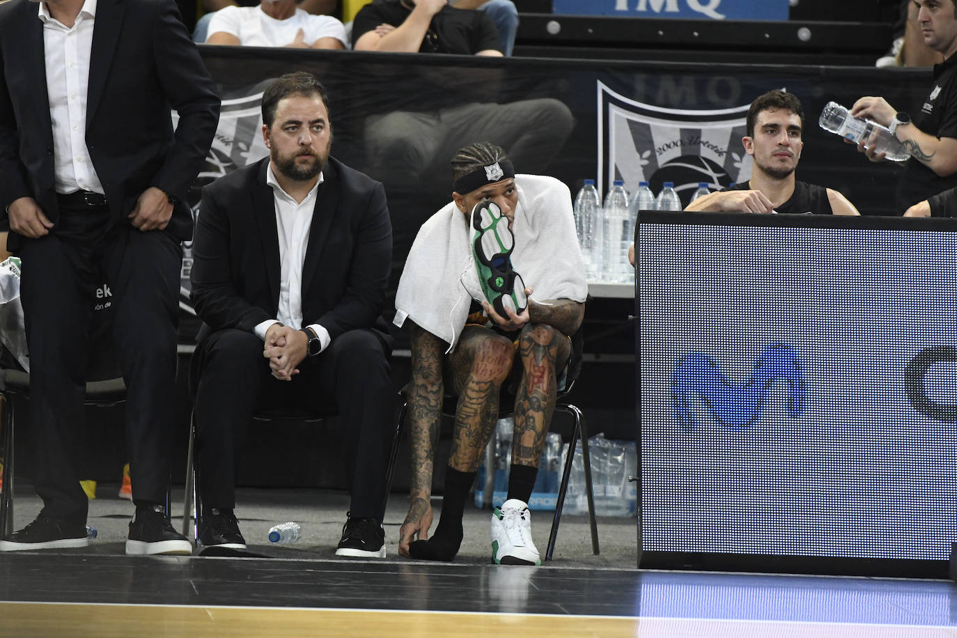 Fotos: Arrollador Bilbao Basket: el Surne gana al Betis (85-70) en Miribilla