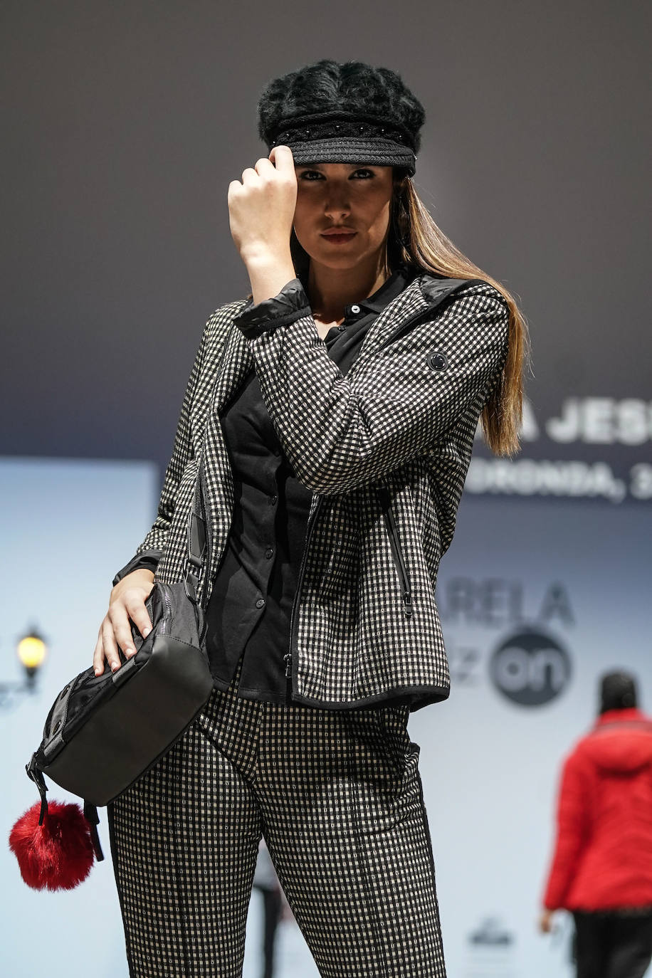 Fotos: Preparados para el frío con moda local. La propuesta de la pasarela Gasteiz On