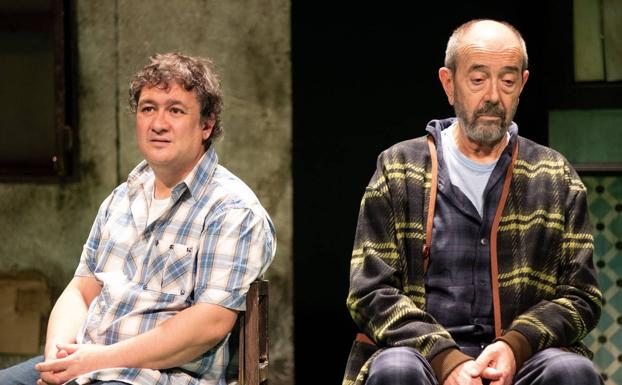 'Los asquerosos' se llevó a los escenarios con Miguel Rellán y Secun de la Rosa de protagonistas.