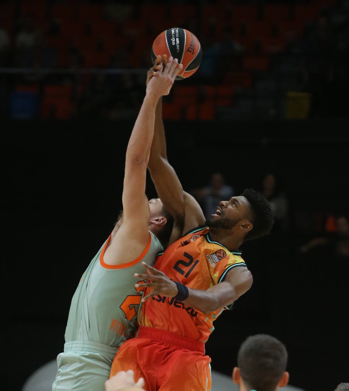 Fotos: Las mejores imágenes del Valencia-Baskonia