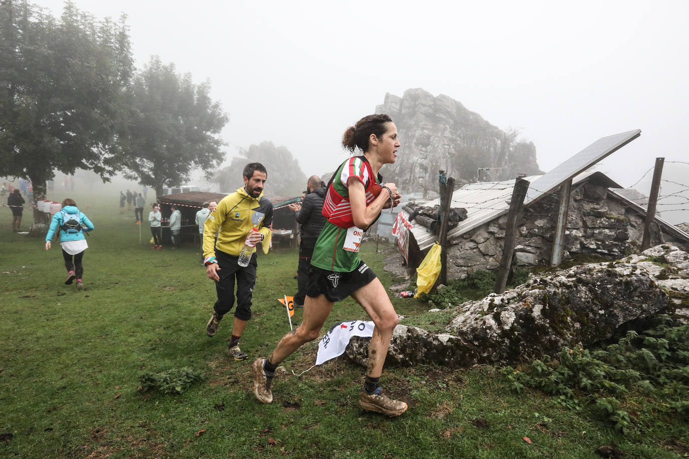 Fotos: Nico Molina se consagra en Zeanuri al ganar la Gorbeia Suzien