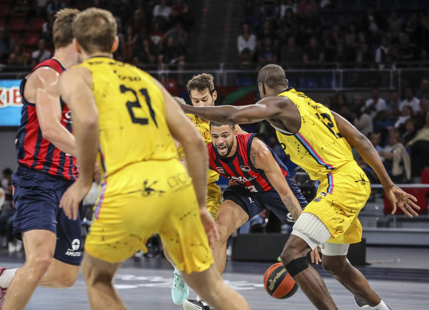 Fotos: Las mejores imágenes del Baskonia - Tenerife
