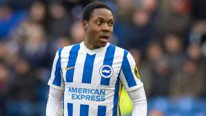 Enock Mwepu, en un partido con el Brighton