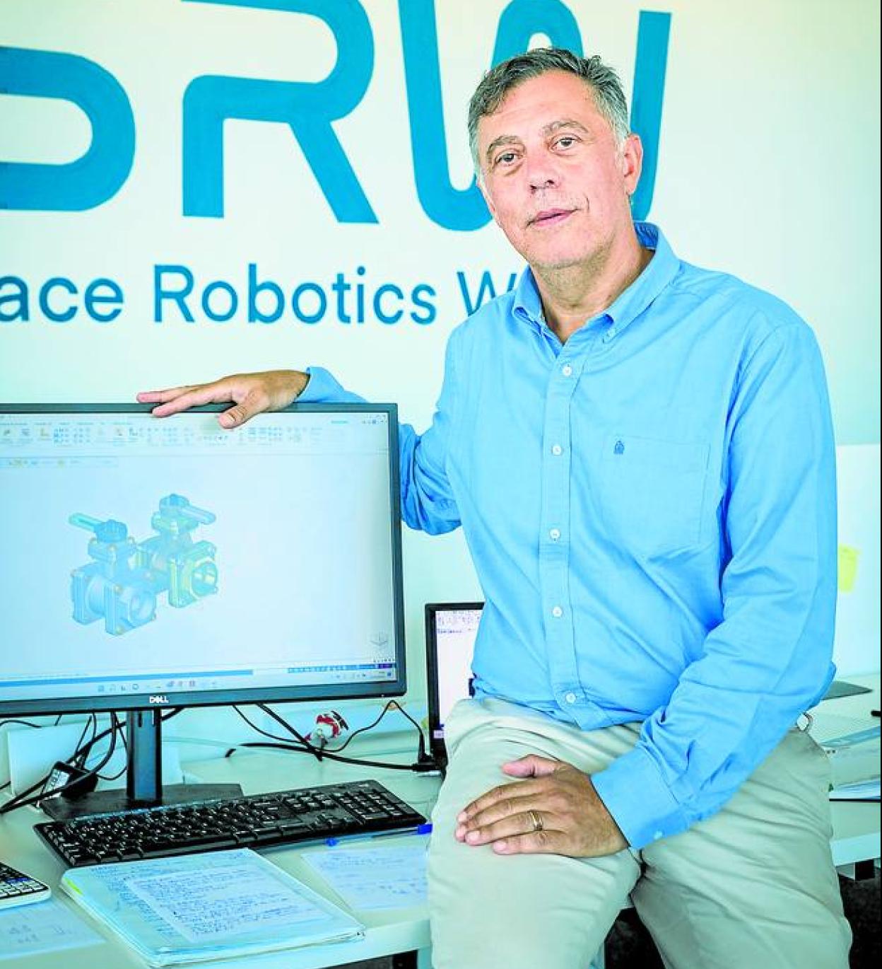 Jesús Marcos, en la sede de Orbital Outpost OOX (Space Robotics Wolkers) en Miñano. 