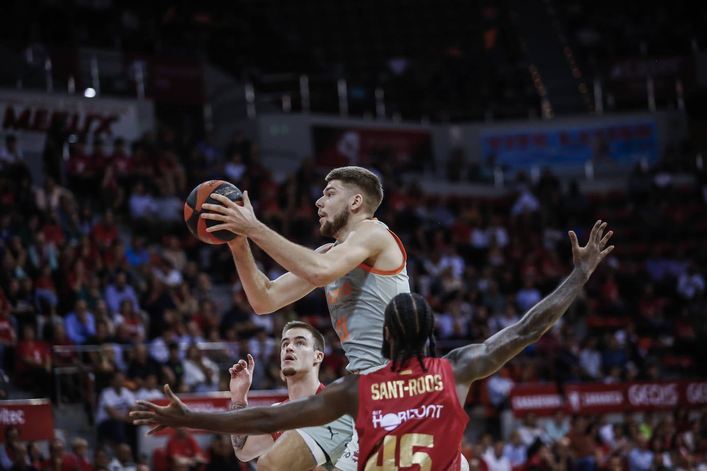 Fotos: Las mejores imágenes del Zaragoza-Baskonia