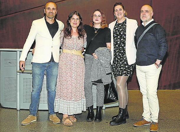 Samuel Fernández, Nekane Viota, Eva Quiroga, Begoña Guzmán y Rubén Íñiguez. 