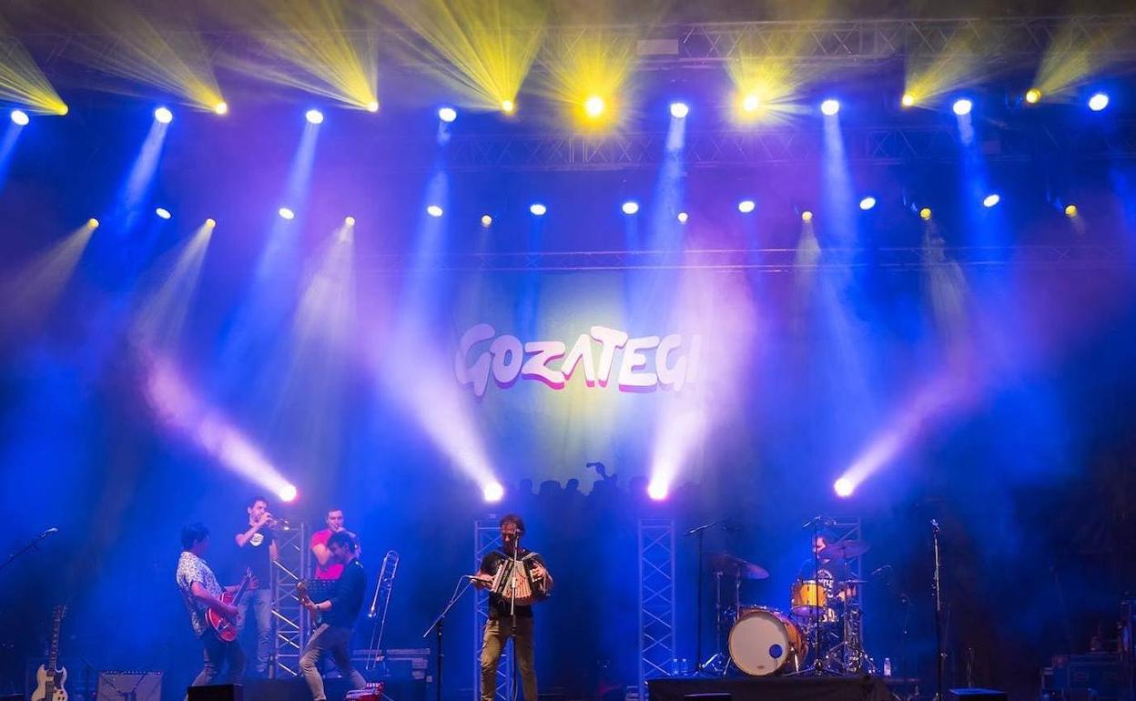 El concierto del sábado reunirá a los grupos Gozategi, Chill Mafia y el DJ Txurru, a partir de las 22.30 horas.