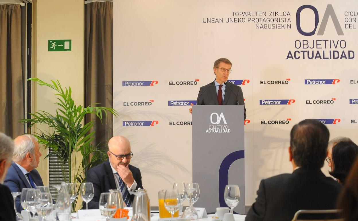 Feijóo, siendo él mismo