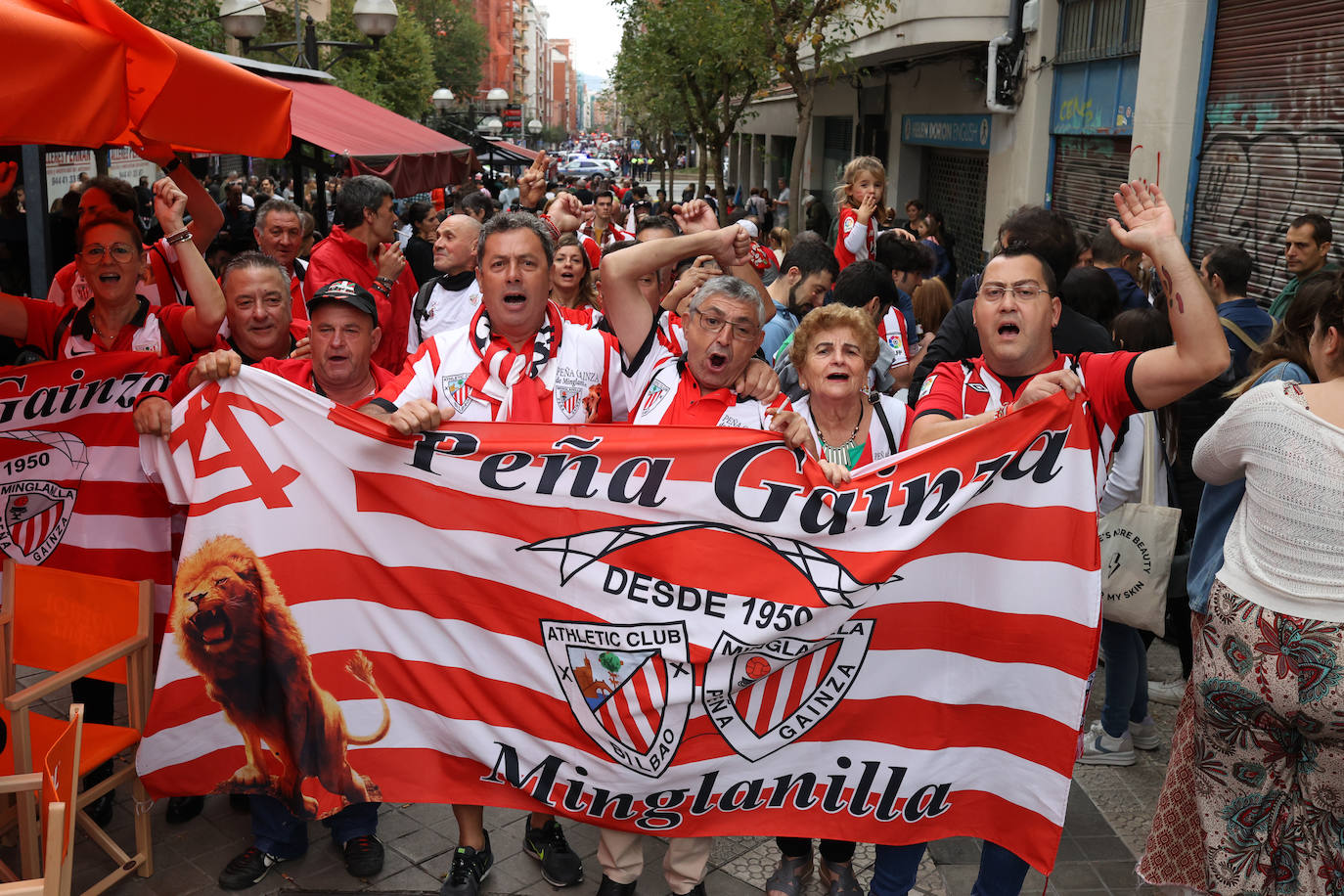 Fotos: La fiesta previsa al partido del Athletic contra el Villarreal en San Mamés