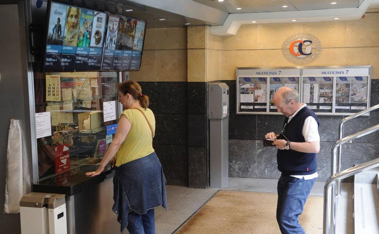Taquilla de los Multicines en Bilbao.