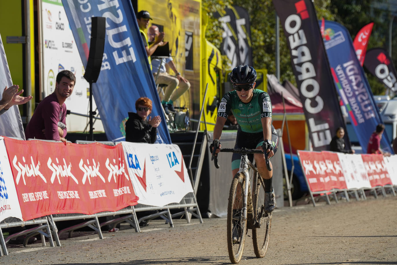 Fotos: Las mejores imágenes del Ciclocross Internacional de Llodio