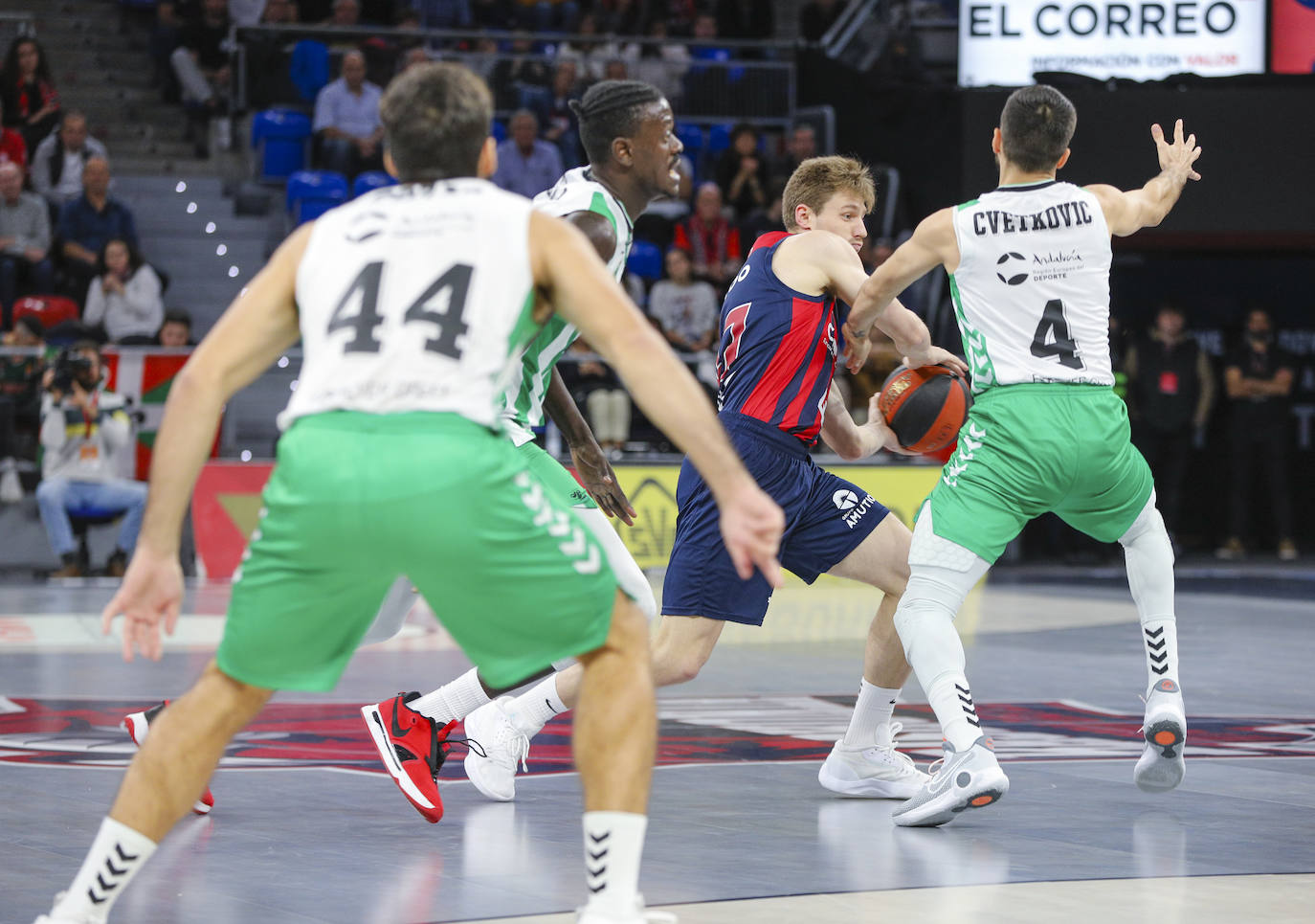 Fotos: Las mejores imágenes del Baskonia-Betis