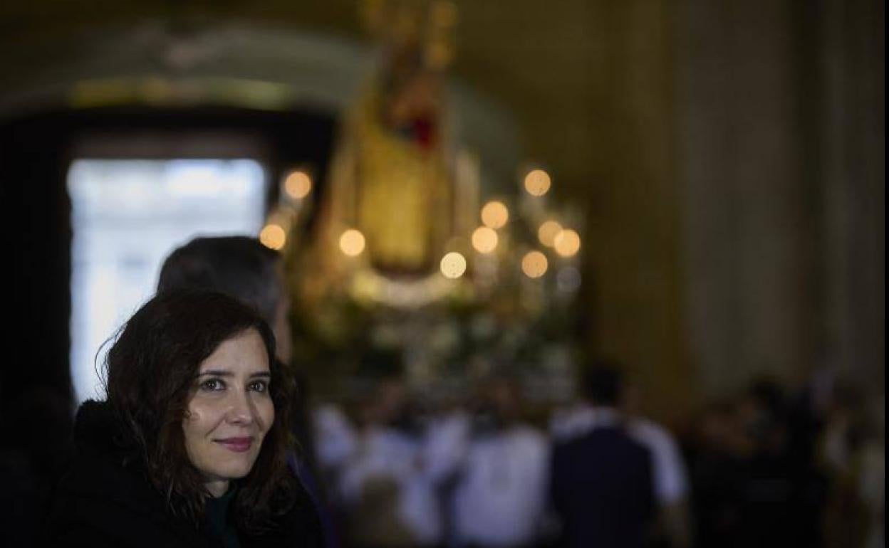 Isabel Díaz Ayuso, presidenta de la Comunidad de Madrid, este miércoles en la misa por la fiesta de la Almudena 