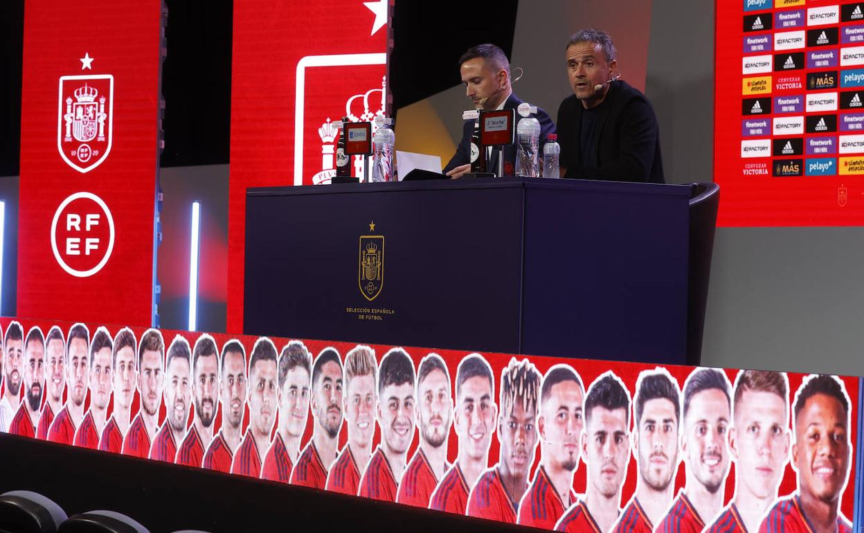 Disfrutar en el alambre