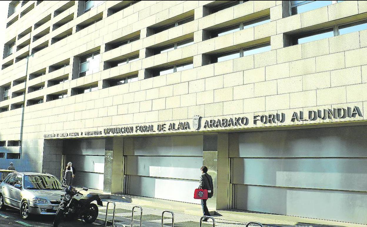 La Hacienda alavesa intensifica las medidas de «lucha contra el fraude» de cara a 2023. 